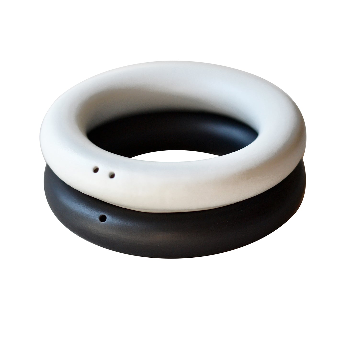 RINGS Black & White salt and pepper shakers